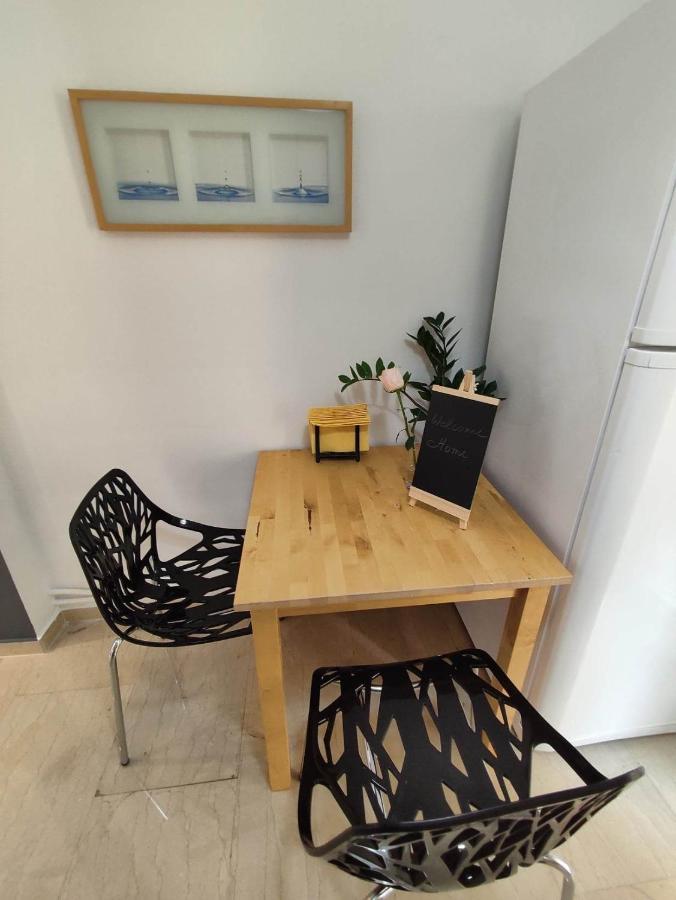 Haris Modern Apt. Near The Sea 테살로니키 외부 사진